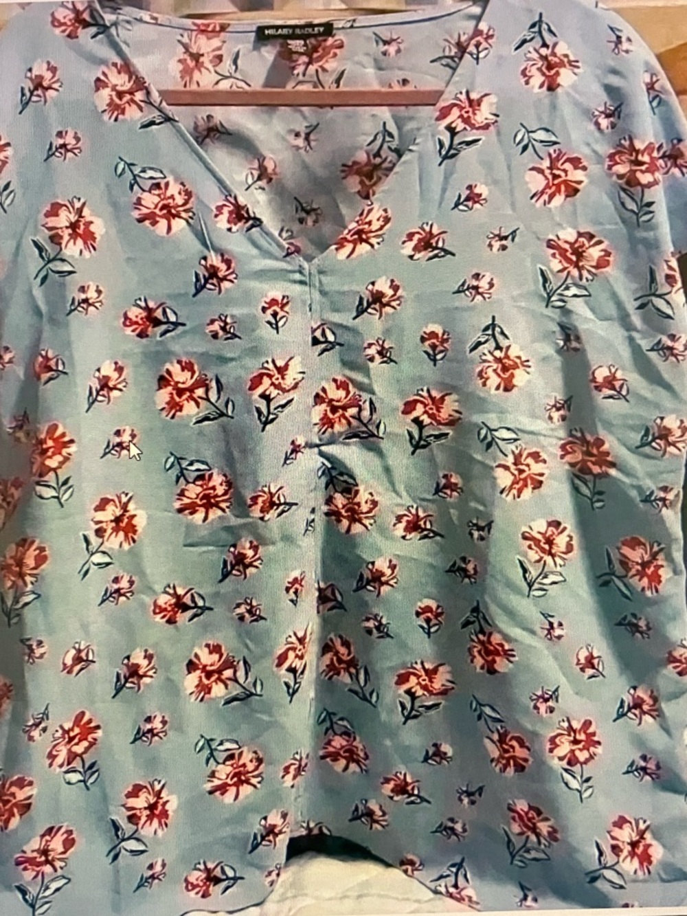 Hilary Radley Light Blue Floral V-Neck Button-Detail Blouse